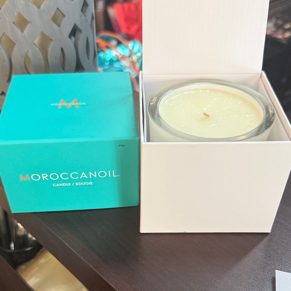 Moroccanoil Teal Box Scented Candle with White Wax